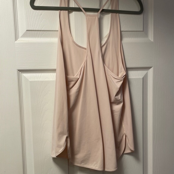 Lululemon razor back flow tank - Picture 3 of 3